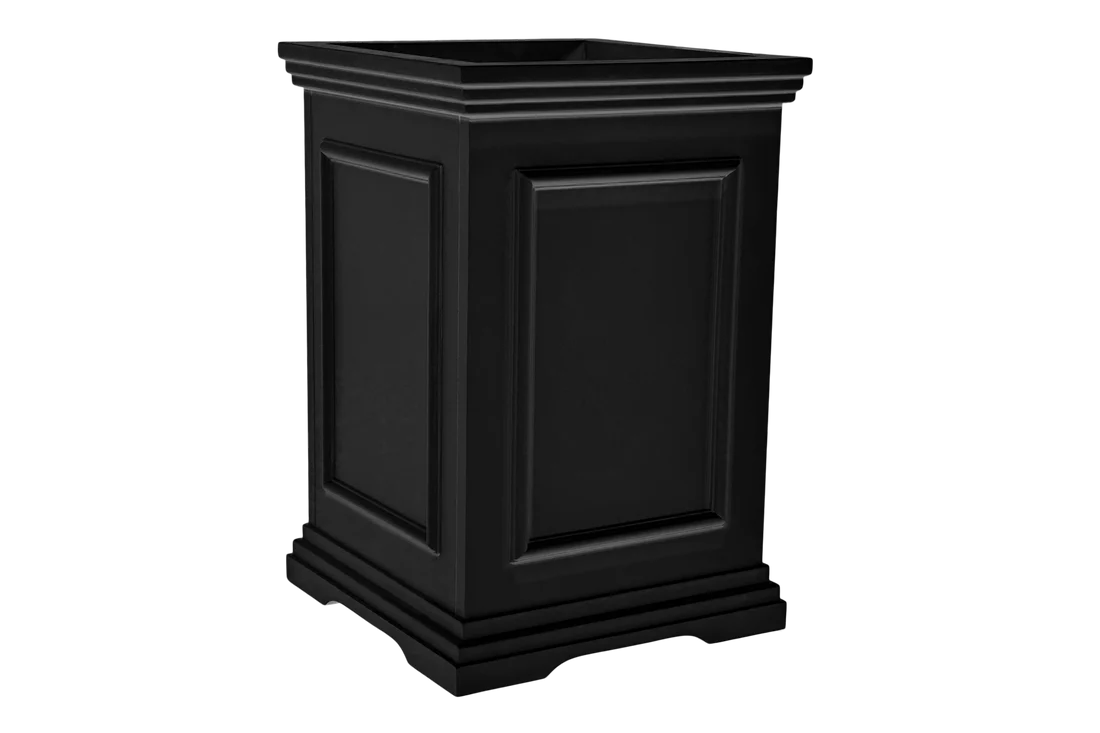 Black Hamptons Planter - Medium