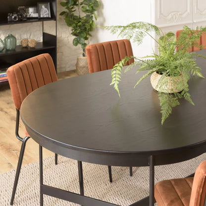 Manhattan Dining Table - Black - 2400