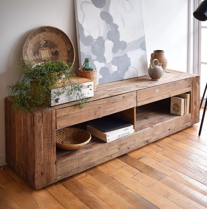 Farmhouse Cubic TV Unit